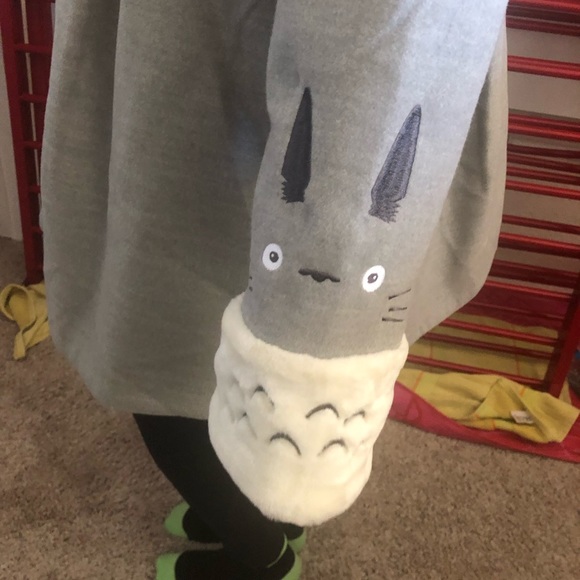 Rare Totoro Coat with Peter Pan collar. Junior 3X. - Picture 4 of 5